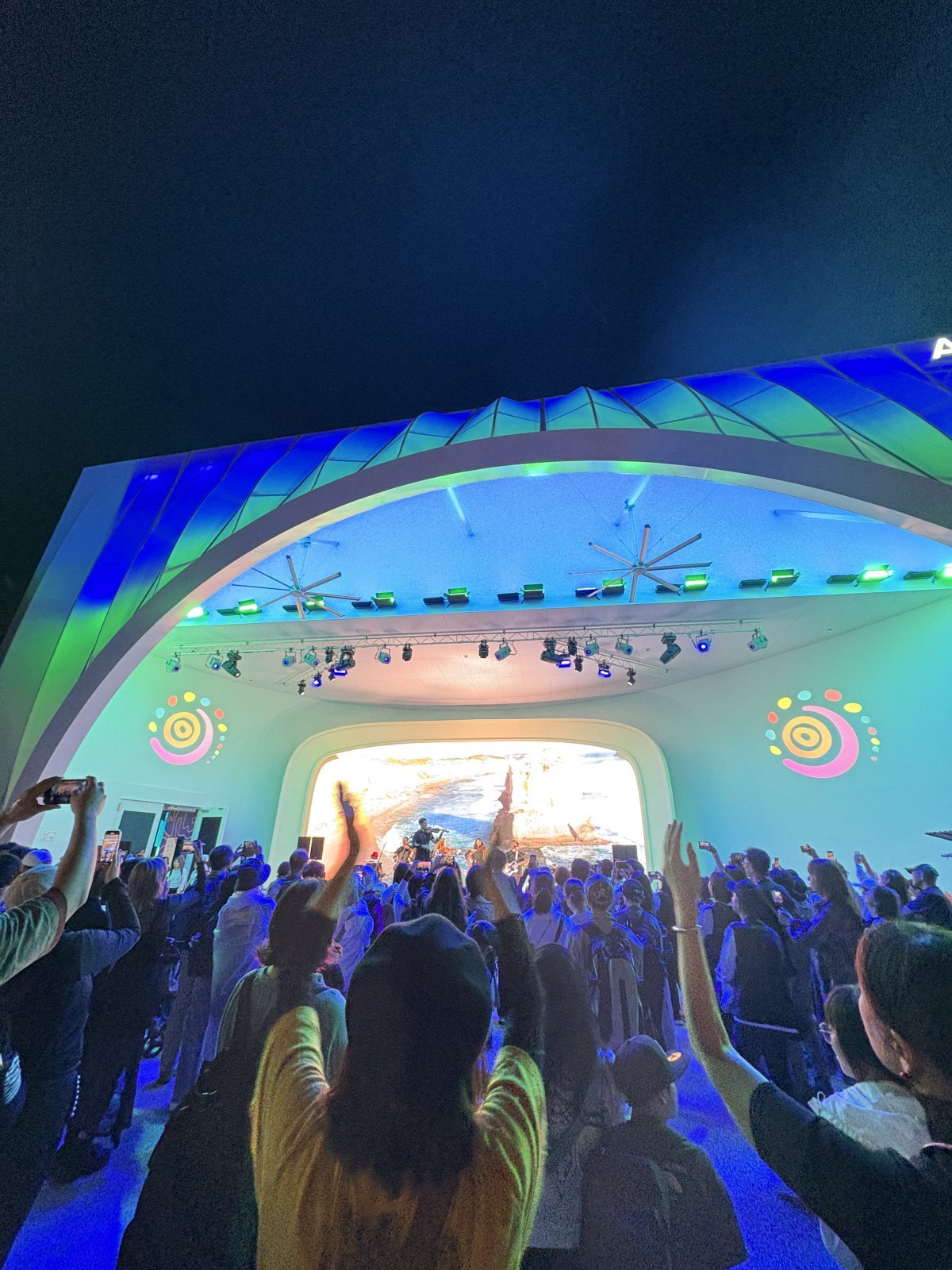 EXPO 2025 来場者で賑わうブース