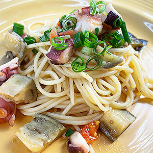 泉州水なすとタコのさっぱりパスタ